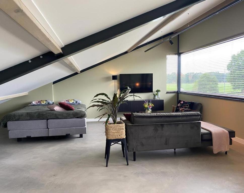 Rusttheater, Genieten Van Rust En Ruimte Villa Reutum Eksteriør billede